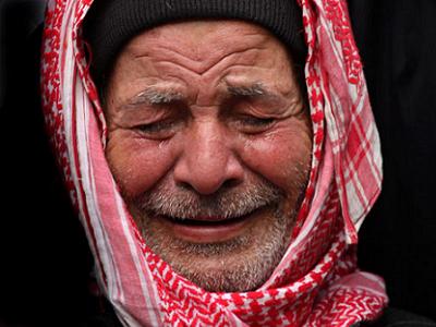 رجل يبكي - صور رجل حزين يبكى حزين- رجل- صور- يبكى- يبكي 4161 5